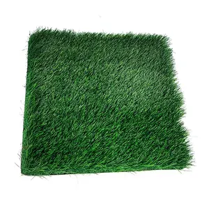 No weeding synthetic grass wall
