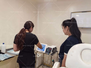 Machine laser professionnelle à double longueur d'onde 1470 nm 980 nm pour endolifting, prix pour l'élimination de la graisse et le raffermissement de la peau - Product Image 4