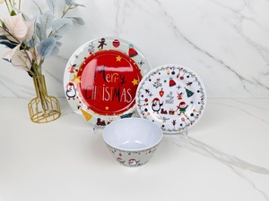 Platos <span class=keywords><strong>de</strong></span> Postre <span class=keywords><strong>de</strong></span> Melamina Reutilizables Bestwares <span class=keywords><strong>de</strong></span> 9 y 11 Pulgadas con Diseño Navideño <span class=keywords><strong>de</strong></span> Dibujos Animados <span class=keywords><strong>de</strong></span> Duendes y Árboles, Irrompibles, para Fiestas - Product Image 3