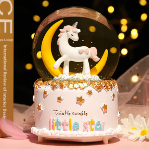 Boîte à musique licorne, boule de cristal lumineuse, globe à neige en résine, ornement, cadeau pour petite amie, cadeau d'anniversaire, boîte mystère flocon de neige - Product Image 3