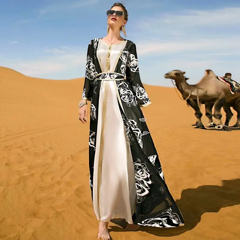 Atacado personalizado 2022 Ramadan 2 omã abaya moda floral vestido de Verão pedaço conjunto eid abaya dubai abaya caftan com cinto aberto