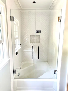 Porte de <span class=keywords><strong>douche</strong></span> en verre italien de luxe de haute qualité avec porte-serviettes Écran de baignoire pivotant populaire pour salle de bain - Product Image 3