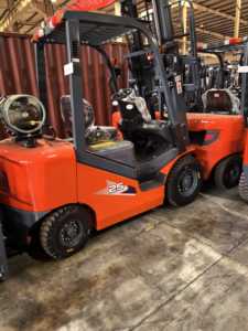 Montacargas HELI <span class=keywords><strong>GLP</strong></span> a Gas, Carretilla Elevadora <span class=keywords><strong>GLP</strong></span> de 2.5 Toneladas - Product Image 4