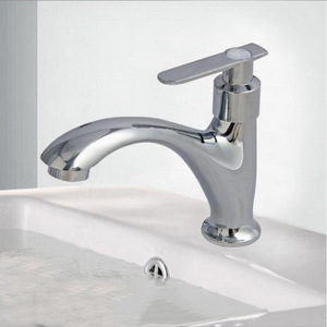 Grifo monomando para lavabo, cromado, de montaje en encimera, con válvula de cerámica de un solo orificio, caudal de 2 GPM - Product Image 1