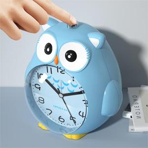 学生用USB充電式LED目覚まし時計、音量調節機能付き、卸売業者、蜂、フクロウ、ウサギ、猫、漫画風目覚まし時計 - Product Image 3
