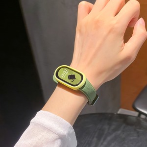 BEEFLYPOWER Nueva Correa de Reloj de Silicona con Textura de Cuero Sintético a la Moda y Combinación de Colores para <span class=keywords><strong>Xiaomi</strong></span> Band 10 9 8 <span class=keywords><strong>7</strong></span> 6 5 4 3 Accesorios NFC - Product Image 3