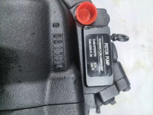 P2105 P3145 ปั๊มไฮดรอลิก P2105L00C6C25RA20N00T1A1P P2105R00C1C26LA30N00A1B2P ปั๊มไฮดรอลิกแบบลูกสูบปรับปริมาตรได้ แรงดันสูง - Product Image 2