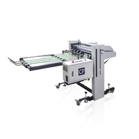 Système de livraison automatique de presses à rouleaux avec rouleaux de dégonflage pneumatiques 2300W, construction métallique pour produits pliés de haute qualité