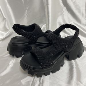 Sandalias Planas Ligeras con Cristales y Tiras Acolchadas para Mujer, Suela Gruesa, Amortiguación Elástica, Estilo Primavera Evergreen - Product Image 2
