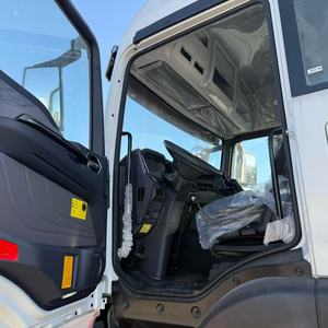 Nuevo Camión Tractor Diésel Sinotruk HOWO T7H 6x4, 440HP, Euro 2, Cámara Trasera Izquierda, Capacidad de Carga de 31-40T, Transmisión Manual, Larga Distancia - Product Image 3