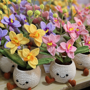 Fleurs artificielles en pot <span class=keywords><strong>d</strong></span>'orchidée tricotées à la main, mignonnes et abordables, avec design de pot souriant au crochet personnalisé pour la <span class=keywords><strong>d</strong></span>écoration intérieure et les cadeaux de fêtes - Product Image 2