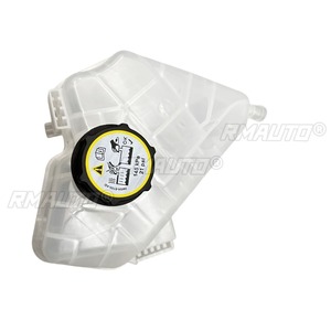 Réservoir d'eau auxiliaire avec couvercle pour Ford EcoSport Fiesta 8V218K218AB 1513111 - Product Image 1