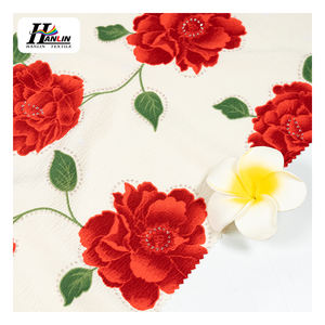 Tissu en polyester et élasthanne 100D à prix avantageux, effet froissé et crépon, pour robe de femme - Product Image 3