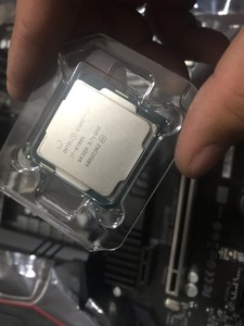 ซีพียู Intel Core i7 8700K รุ่นที่ 8 แบบ 6 คอร์ ช่องเสียบ LGA 1151 - Product Image 5