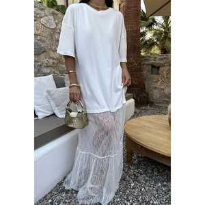 Robe longue de soirée blanche avec détails en dentelle, motif floral uni, élégante, coupe Empire, volants ajourés, idéale pour les journées, les fêtes et les célébrations printanières - Product Image 5