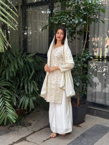 Traje Tradicional de Eid para Fiesta, de Secado Rápido, para Todas las Temporadas, Corte Regular para Mujer, Salwar Kameez de Seda Chinnon Pura, Top, Pantalón Plazzo y Dupatta - Product Image 5