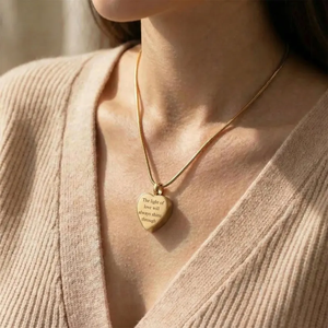 Collana Impermeabile Jietao in Acciaio Inossidabile con Ciondolo a Cuore per Ceneri, Personalizzabile con Foto o Testo Inciso, Gioiello Commemorativo per l'Amore - Product Image 3