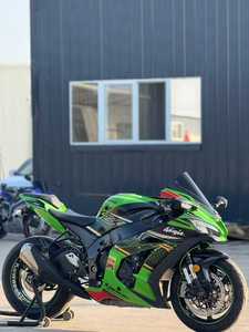 คาวาซากิ ZX-10R 1000 ซีซี มอเตอร์ไซค์ซูเปอร์ไบค์มือสอง ความเร็วสูงสุดถึง 300 กม./ชม. สำหรับการขับขี่สุดเร้าใจ คาวาซากิ1 แบรนด์ที่มีชื่อเสียง - Product Image 6