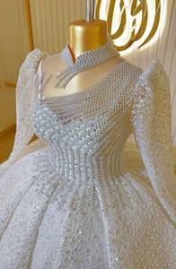 S4675L <span class=keywords><strong>Abito</strong></span> da Sposa di Alta Gamma con Scollo Quadrato, Maniche Lunghe, <span class=keywords><strong>Tulle</strong></span> Leggero, Strascico a Cappella, Linea ad A, Lunghezza al Pavimento e Perline - Product Image 3