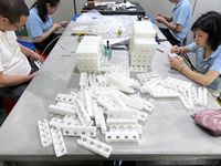 Haute qualité ABS POM PC PMMA prototypage rapide CNC traitement du plastique usinage pièces tournantes
