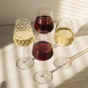 Verres <span class=keywords><strong>à</strong></span> <span class=keywords><strong>vin</strong></span> rouge classiques transparents de haute qualité pour les fêtes et les affaires, verres <span class=keywords><strong>à</strong></span> <span class=keywords><strong>pied</strong></span> haut avec motif tacheté, capacité de 300 ml - Product Image 4