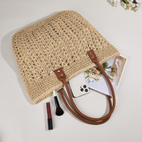 Sac à bandoulière de plage en paille tressé pour femme, grand sac fourre-tout fait main, sac hobo décontracté d'été avec broderies, chaînes et fermeture éclair