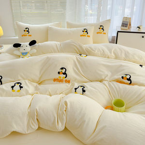 Parure de lit pinguin jaune, housse de <span class=keywords><strong>couette</strong></span> 4 pièces, motif floral tissé, 100% polyester, anti-boulochage, design mignon de dessin animé, pour enfants, maison - Product Image 4
