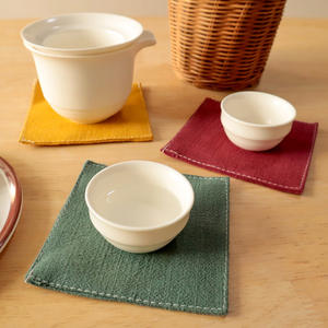 แผ่นรองแก้วชาผ้าลินินคอตตอนทรงสี่เหลี่ยม สีพื้น ป้องกันความร้อน ใช้ในบ้าน สีแอพริคอต สีงา สีเขียวถั่ว สีเหลืองขิง สีแดงไวน์ สีเขียวเข้ม - Product Image 2