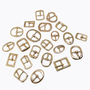 Decorativo de aleación de zinc sólido hebillas ajustables con medio centro bar pin para hombres y mujeres bolsa zapato de hombro de hardware - Product Image 5