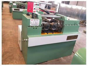 Bonne qualité 7.5KW pression à froid formant la machine de laminage hydraulique de fil d'acier allié au carbone de réduction légère de redressage - Product Image 6