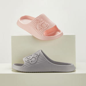 Zapatillas antideslizantes para hombres y mujeres, <span class=keywords><strong>sandalias</strong></span> sencillas y cómodas de color sólido con diseño de gato de dibujos animados, para el baño y el hogar - Product Image 5