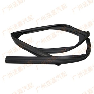 Bande d'étanchéité automobile en caoutchouc à rainures Velcro pour vitres de portières Honda Fit Hatchback 72735-SDE-T01 72775-SDE-T01 - Product Image 3