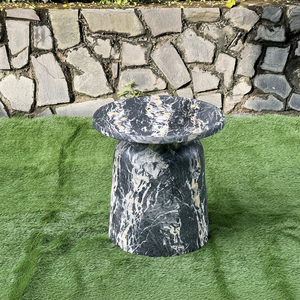 Table basse moderne pour salon, base en marbre tempête, table basse sculptée, finition en pierre, design déco pour application en villa - Product Image 1