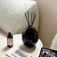 Diffuseur d'arômes en céramique de luxe haut de gamme en forme d'œuf avec parfum de niche et technologie sans feu pour la chambre à coucher, la salle de bain, purificateur d'air