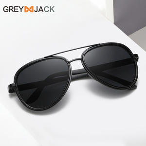 Lunettes de soleil aviateur grises pour hommes, monture en métal noir TR, verres TAC, protection UV400, type polarisé 3, pare-soleil - Product Image 1