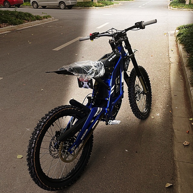 New Arrival for Surron Light Bee 2025 Electric Road E Bike with Powerful 60V 8000W 40AH Central Motor Integrated Battery