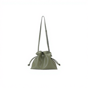 Bolsos Cruzados de Moda con Logotipo Metálico Personalizado y Patrón de Caramelo, Mini Bolsos de Cuero Genuino con Cordón para Mujer - Product Image 4