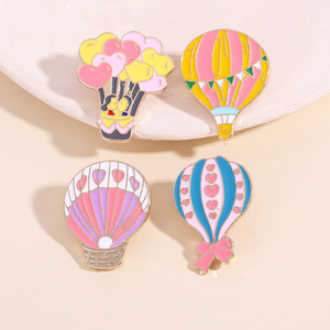 Nouvelle broche de ballon à air chaud créative et à la mode décoration de cartable d'étudiant de corsage d'emblème d'alliage personnalisé. - Product Image 4