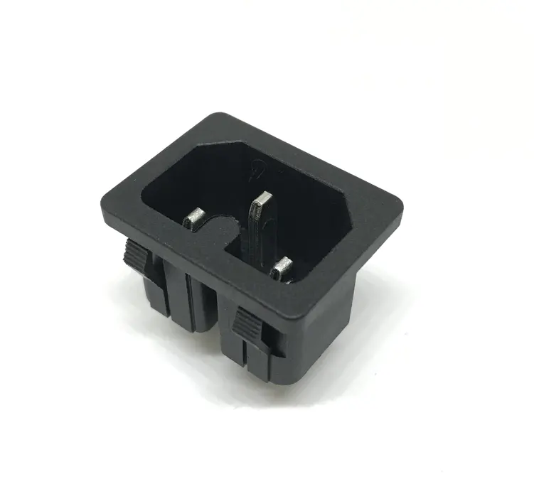 Environmentally Friendly Ac Male Adapter Plug 250v 15a 3pins Power Socket
