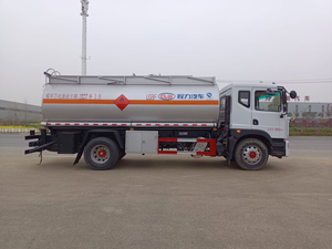 Camión Cisterna Dongfeng D9 4x2 (Nuevo) con Construcción de Acero - Product Image 2