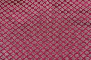 Tela de Brocado de Poliéster Brillante Ecológica de Aspecto Lujoso con Diseño de Flores Abstractas para Confección de Vestidos Étnicos para Niñas, Costura y Manualidades - Product Image 4