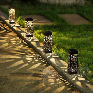 <span class=keywords><strong>2022</strong></span> nouvel arrivage lampe solaire extérieure LED creuse lampe de Projection étoile <span class=keywords><strong>lune</strong></span> lampe solaire fer pelouse jardin lampe d'insertion - Product Image 4