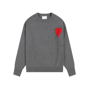 Pull-over d'hiver pour femme Aming de haute qualité, col rond, motif cœur élégant, streetwear avec logo sur le devant - Product Image 2