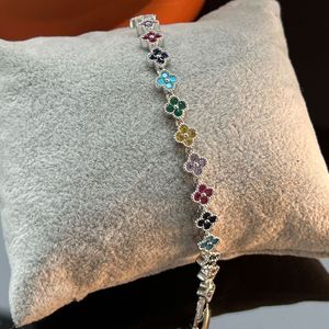 Pulsera ZHENXUN con Diseño de Trébol de Cuatro Hojas, Antidesvanecimiento, a la Moda, Fresca, con Diseño Exclusivo para Grupos Minoritarios, Versátil - Product Image 2