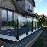 Poteau en verre rainuré HIMOWAY pour projets de balustrades extérieures, garde-corps de balcon et de terrasse