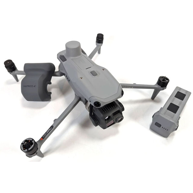 Matrice 4T Commercial Drone 25km Transmission Multi Sensor Camera For Oil Gas Pipeline Thermal Data Collection UAV