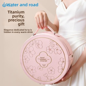Nouvelle Tasse <span class=keywords><strong>Thermos</strong></span> Isotherme en Titane Pur 2025 pour Filles – Luxe Léger et Portable avec Paille, Idéale pour Voiture, Livrée en Coffret Cadeau - Product Image 6