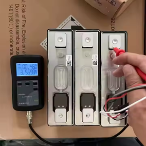 <span class=keywords><strong>Batteria</strong></span> agli Ioni di <span class=keywords><strong>Litio</strong></span> <span class=keywords><strong>Samsung</strong></span> Prismatica NMC 3.7v 94Ah 100ah per Accumulo Energetico EV 48V 100ah, Cella ad Alta Capacità - Product Image 4