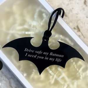 Porte-clés de sac à main en cuir PU, motif chauve-souris, style <span class=keywords><strong>Batman</strong></span>, pour voiture, cadeau, décoration, vente en gros, populaire en Arabie Saoudite et au Qatar, pour garder vos objets en sécurité - Product Image 6