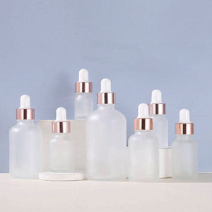 5ml 10ml 15ml 20ml 30ml 50ml 100ml bouteille d'huile essentielle en verre givré avec <span class=keywords><strong>pipette</strong></span> flacon compte-gouttes en verre or rose - Product Image 2